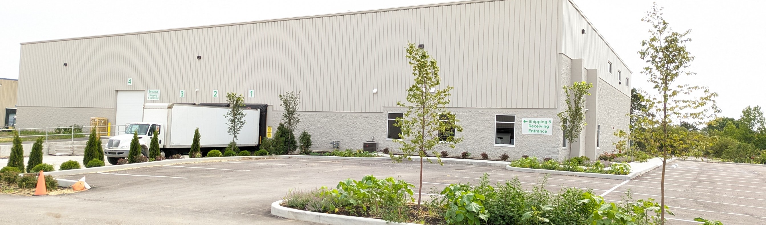 Meristem office and warehouse metal building by Systems Builders, Indianapolis